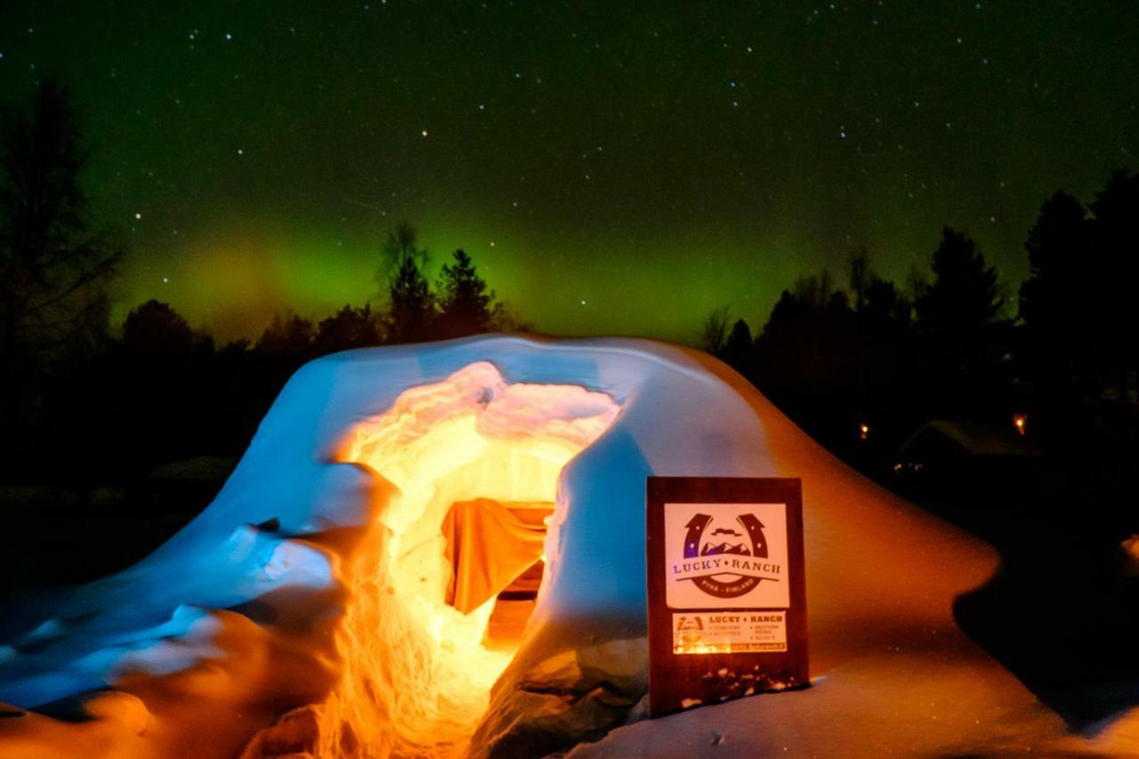 Lucky Ranch Snow Igloos